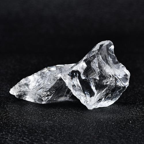 白水晶原石的相关图片